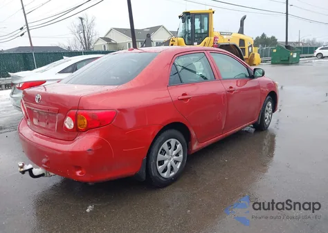2010 Toyota Corolla z USA, uszkodzony, nr VIN JTDBU4EEXAJ057830